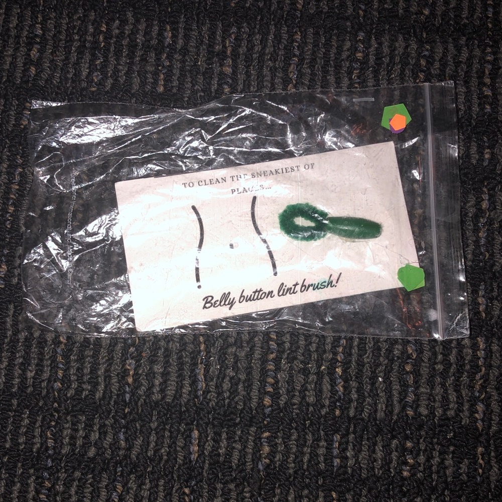 🛍️ Belly Button Lint Brush with Green Bristles Nwot